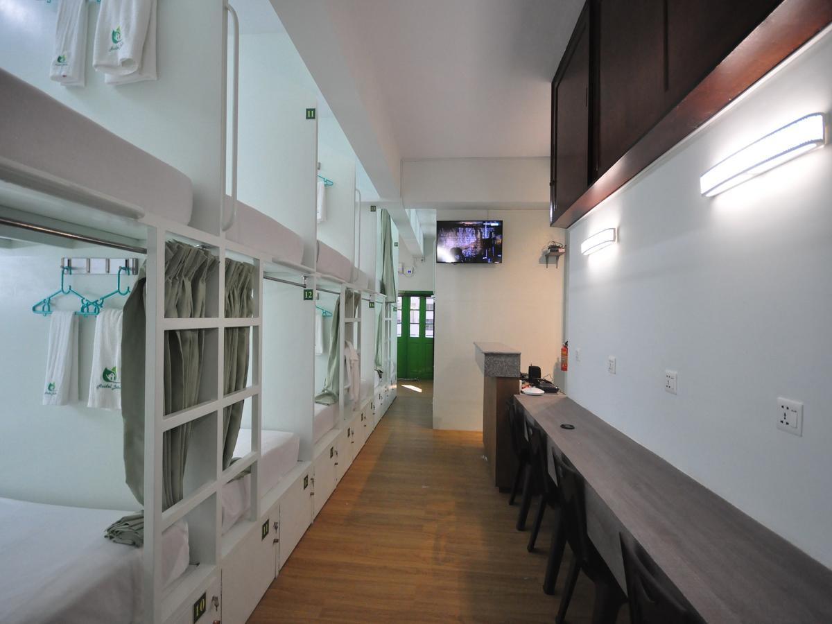 Hostel Latha ย่างกุ้ง ภายนอก รูปภาพ