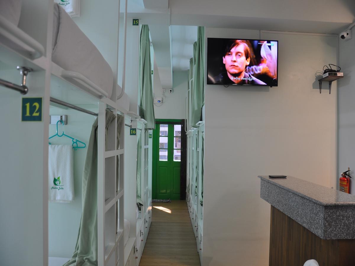 Hostel Latha ย่างกุ้ง ภายนอก รูปภาพ